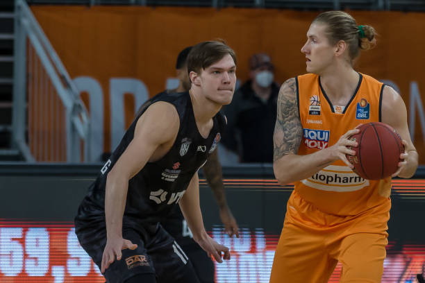 养了更多的 养了更多的