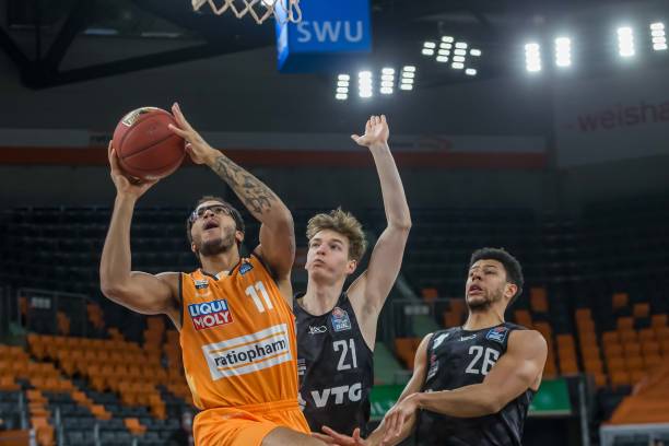 章会更具搜 章会更具搜